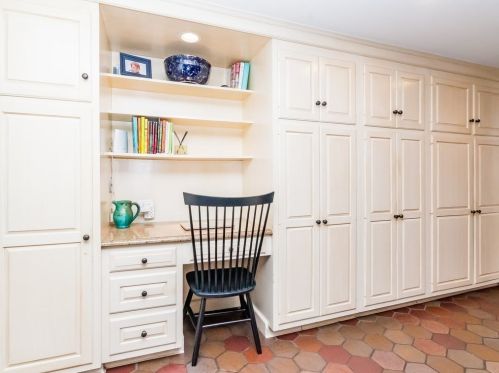 146 Arnold Rd, Newton MA 02459-3046 exterior