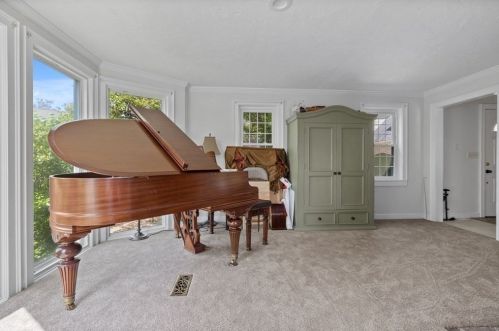 11 Bay Cliff Cir, Plymouth MA 02360-1458 exterior