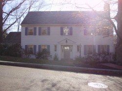 25 Farlow Rd, Newton, MA 02458-2407
