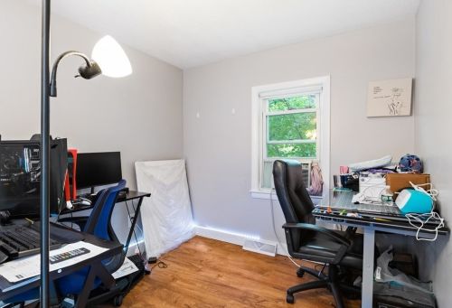 133 Bussey St, Dedham MA 02026-2239 exterior