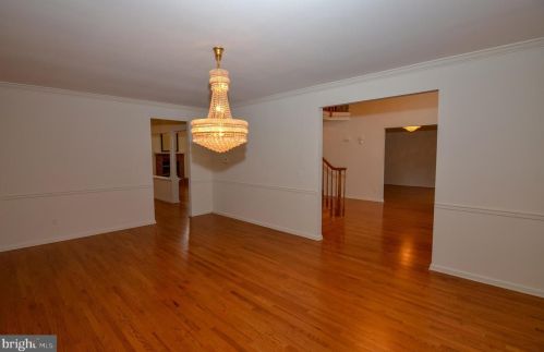 8 Landview Ln, Columbus NJ 08022-2260 exterior