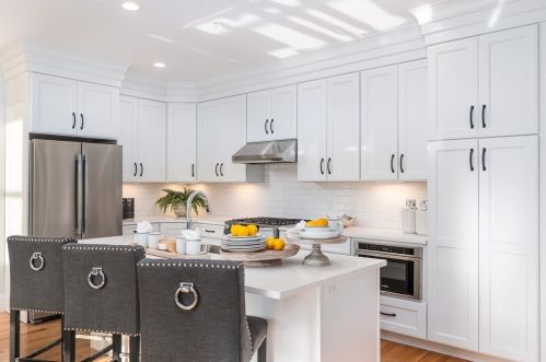 935 Main St, Shrewsbury, MA 01545-3311