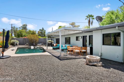 1936 Bethany Home Rd, Phoenix AZ 85015-2442 exterior