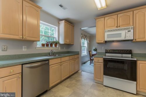 103 Ladds Ln, West Deptford NJ 08093-2319 exterior