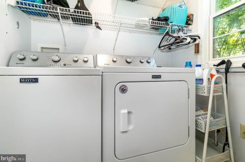 15 Sussex Dr, Carlisle PA 17013-4804 exterior