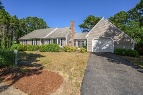 7 Deer Run, Harwich, MA 02645-3421