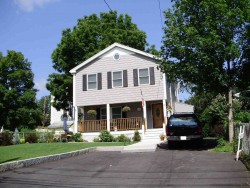 59 Clinton St, Newton, MA 02458-1231