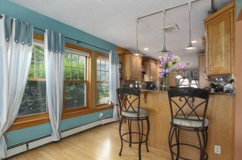 167 Wilson Rd, Nahant MA 01908-1022 exterior