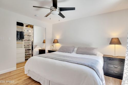 13215 37 Pl, Phoenix AZ 85050-2699 exterior