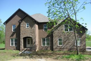 400 Nichols Ln, Gallatin, TN 37066-3837