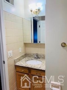 41 Leffert St, Carteret, NJ 07008-3113