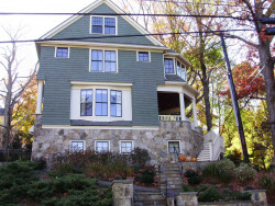 27 Ripley St, Newton, MA 02459-2209