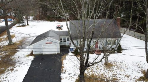 25 Hope Rd, Hingham MA 02043-3465 exterior