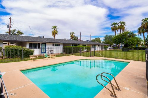 3426 38th St, Phoenix AZ 85040-1617 exterior