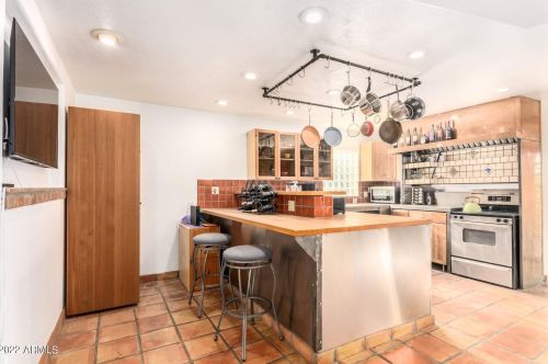 6236 16th St, Phoenix AZ  85016-1730 exterior