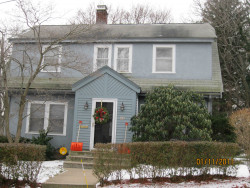 22 Kensington Ave, Newton, MA 02465-1314