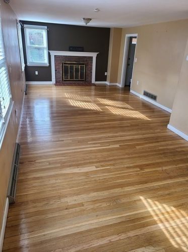 20 Tucker St, Milton MA  02186-1121 exterior