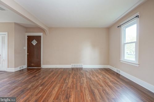 428 Billings Ave, West Deptford NJ 08066-2225 exterior