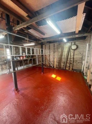 100 Emerson St, Carteret NJ  07008-2612 exterior