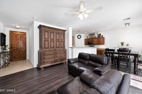 509 Beautiful Ln, Phoenix AZ 85041-7621 exterior