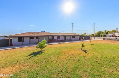 7332 17 Ave, Phoenix AZ 85085-6300 exterior