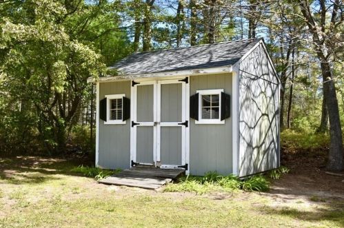 278 Carver Rd, Plymouth MA 02360-4653 exterior