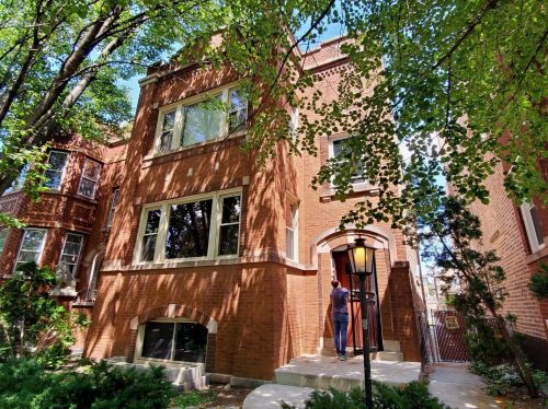 1837 Grove Ave, Forest View, IL 60402-1737