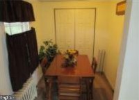 1093 Mail Ave, West Deptford NJ 08096-6514 exterior