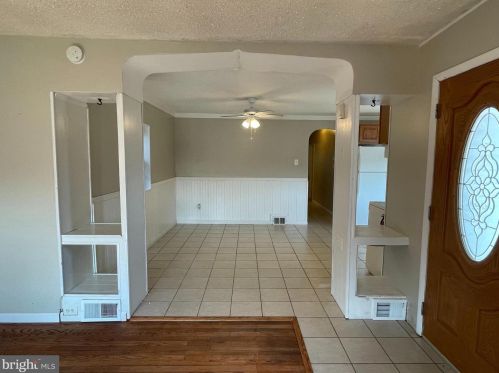 344 Beacon Ave, West Deptford NJ 08066-1210 exterior