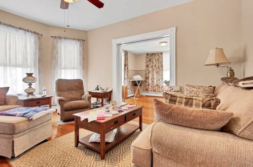 81 Lowell St, Methuen MA 01844-3615 exterior