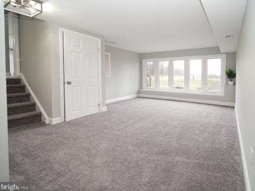 145 Crown Point Rd, West Deptford NJ  08093-1131 exterior