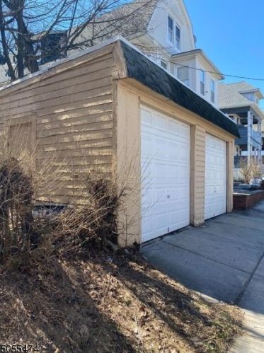 435 Washington Ave, Belleville NJ 07109-2618 exterior