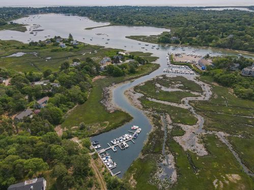 45 Mdw Vw Rd, Chatham MA 02633-2618 exterior