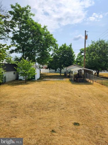 325 Billings Ave, West Deptford NJ 08066-1157 exterior