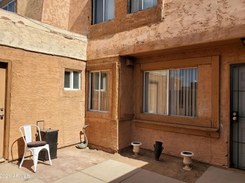 4015 44th St, Phoenix AZ 85032-2801 exterior