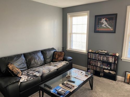 44 Dawson Rd, Worcester MA 01602-1213 exterior