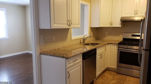 20 Overhill Rd, Belleville, NJ 07109-1414