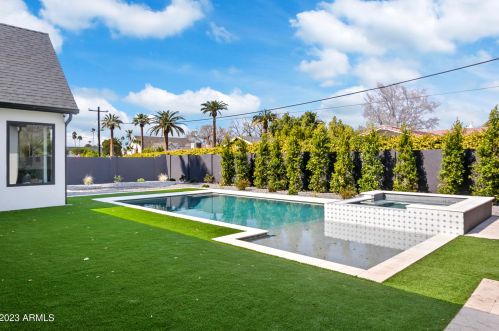 222 Belmont Ave, Phoenix AZ  85021-7229 exterior