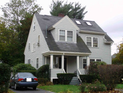 170 Woodward St, Newton, MA 02461-1340