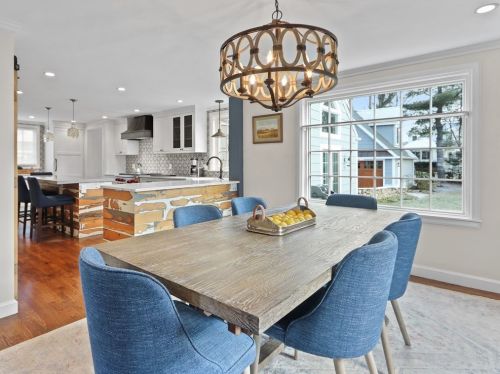 64 Fair Oaks Park, Needham MA 02492-3104 exterior