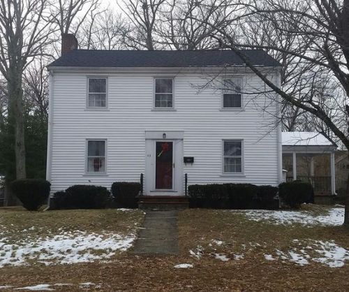 43 Oakwood Ave, Whitman MA  02382-1711 exterior