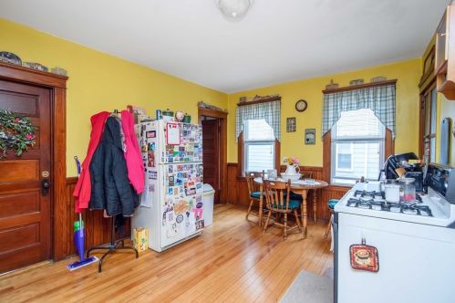 90 Lovell St, Worcester MA 01603-2517 exterior