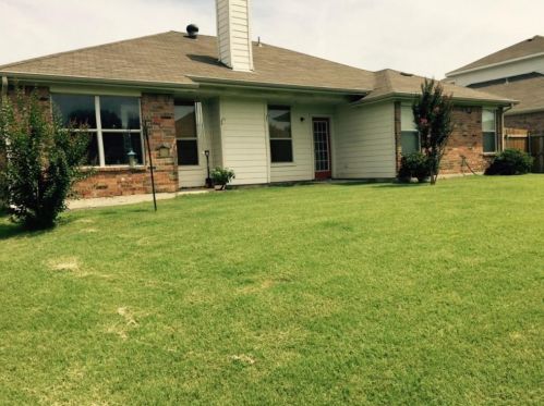 3401 Sewell Dr, Garland TX  75048-5415 exterior