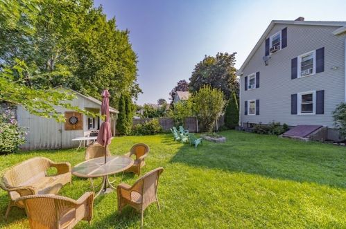 19 Frederick St, Montgomery MA 01085-3180 exterior