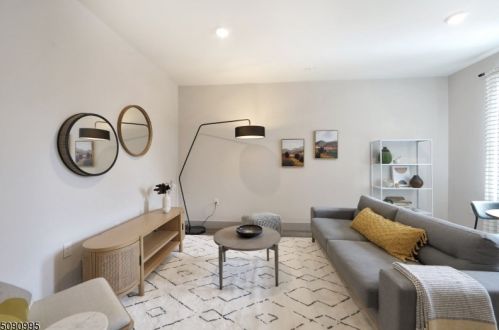 548 Franklin Ave, Belleville NJ  07109-1541 exterior