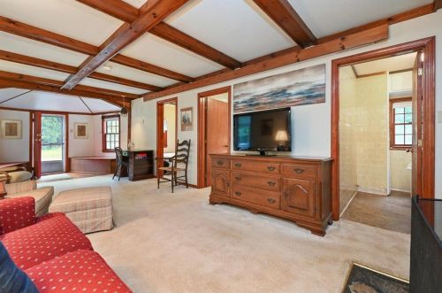 46 Bow Rd, Eastham MA 02642-1877 exterior