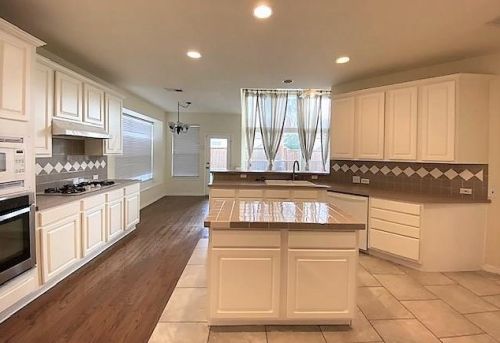 4717 De Grey Ln, Plano TX  75093-7444 exterior