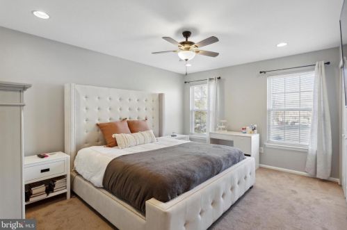 1504 Beacon Hill Dr, Erial NJ  08081-1168 exterior