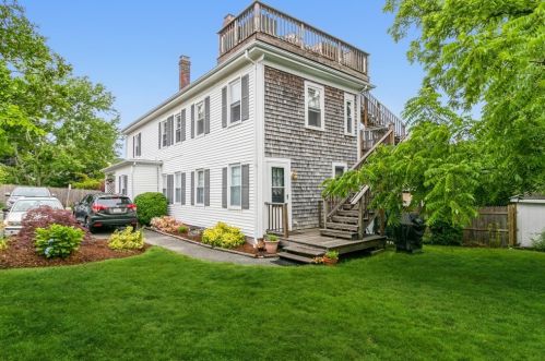 14 Washington St, Plymouth, MA 02360-3435