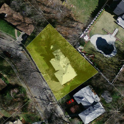 29 Westgate Rd, Newton MA  02459-3133 aerial view